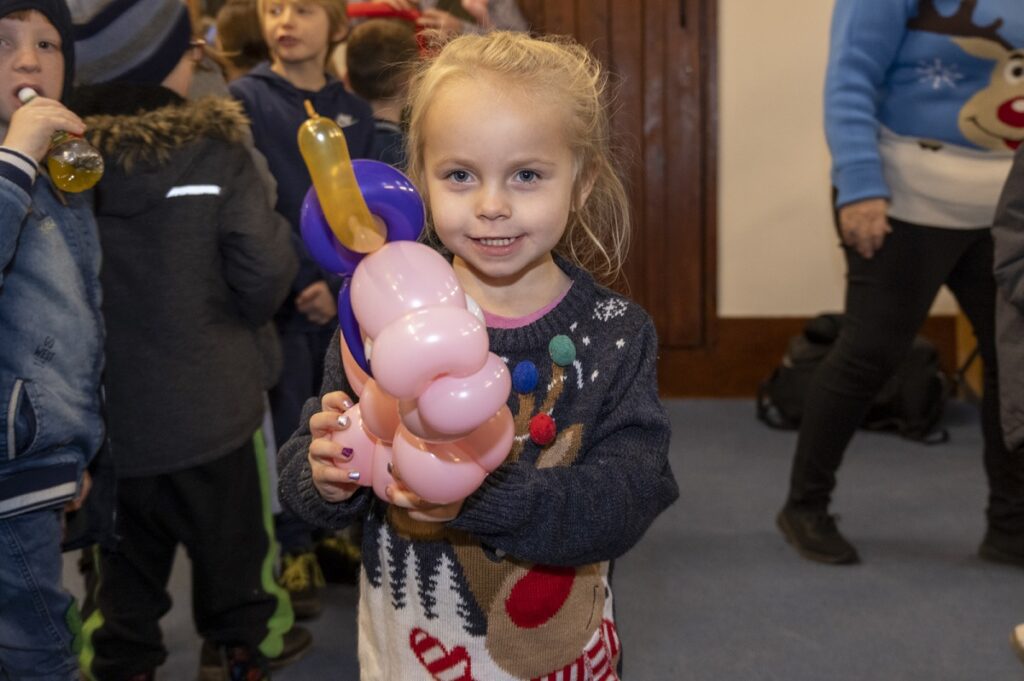 Children enjoying themselves at Lineham Farm at Christmas